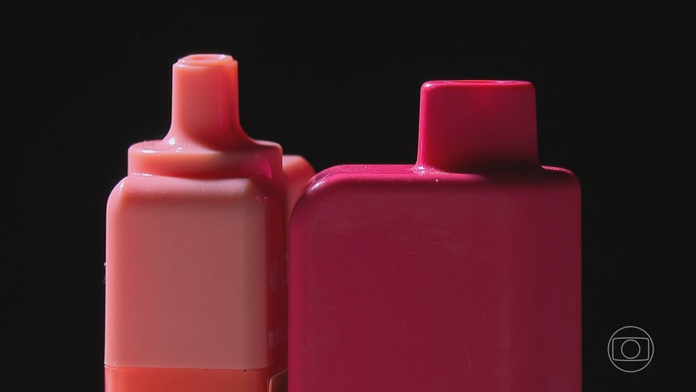 Cigarro eletrônico. — Foto: Reprodução/Jornal Nacional