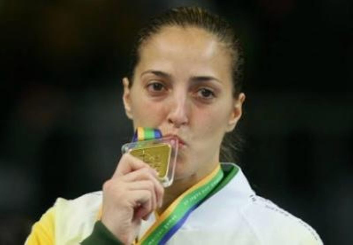Não foi só no futebol: há 19 anos, judoca brasileira caiu no fosso do Maracanã; relembre a cena