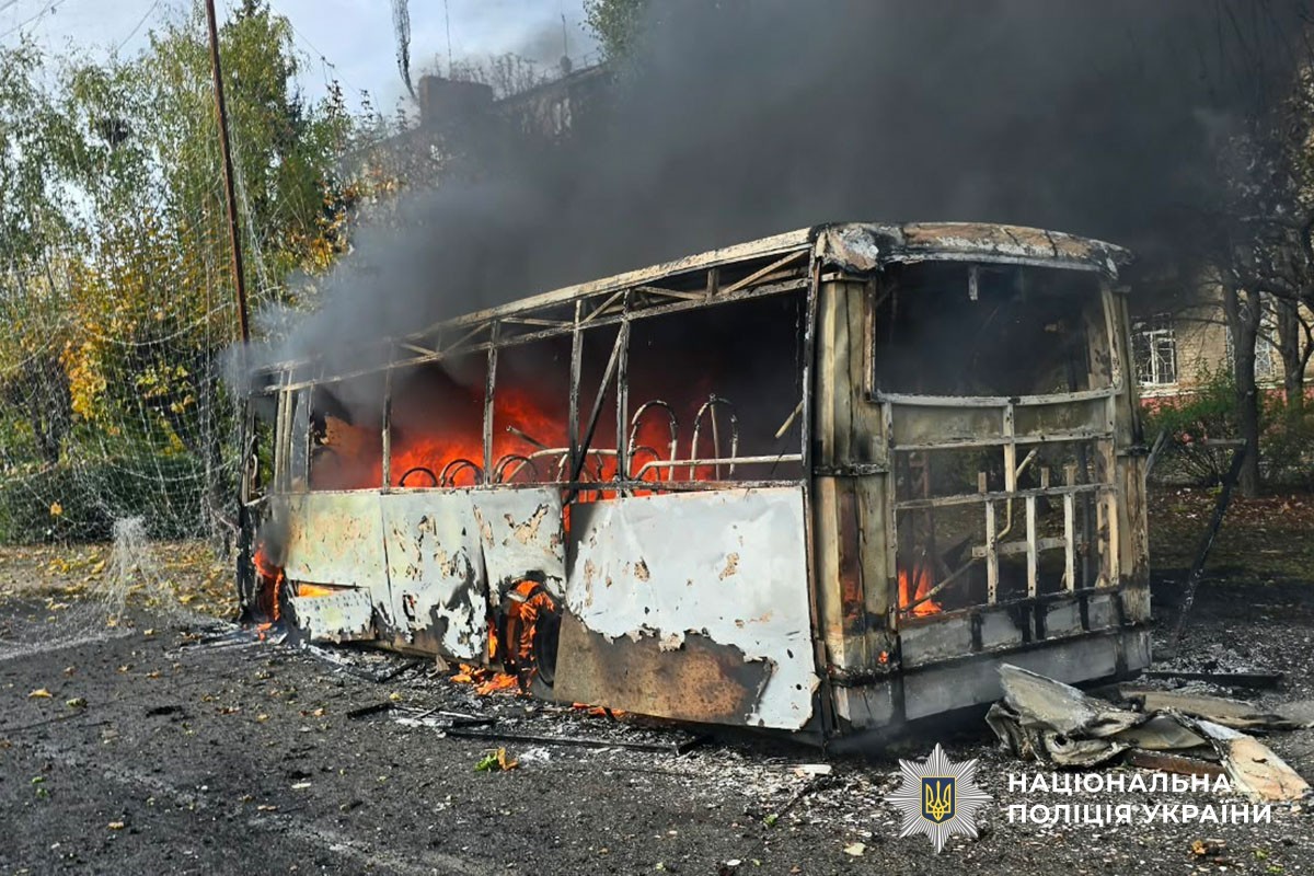 Ataque russo contra ônibus na Ucrânia deixa 30 mortos