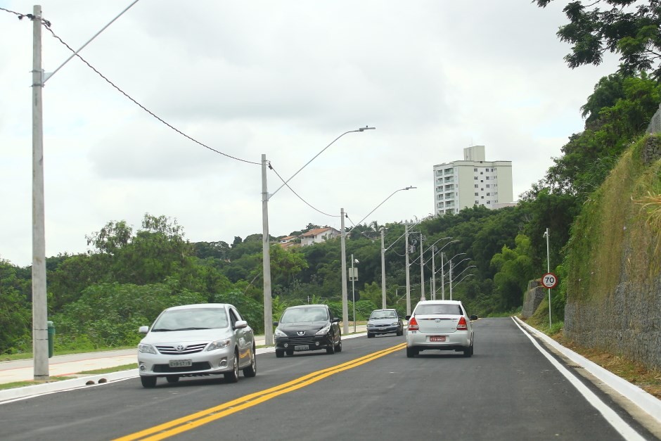 Via Oeste de São José dos Campos é interditada neste domingo para prova de corrida de rua
