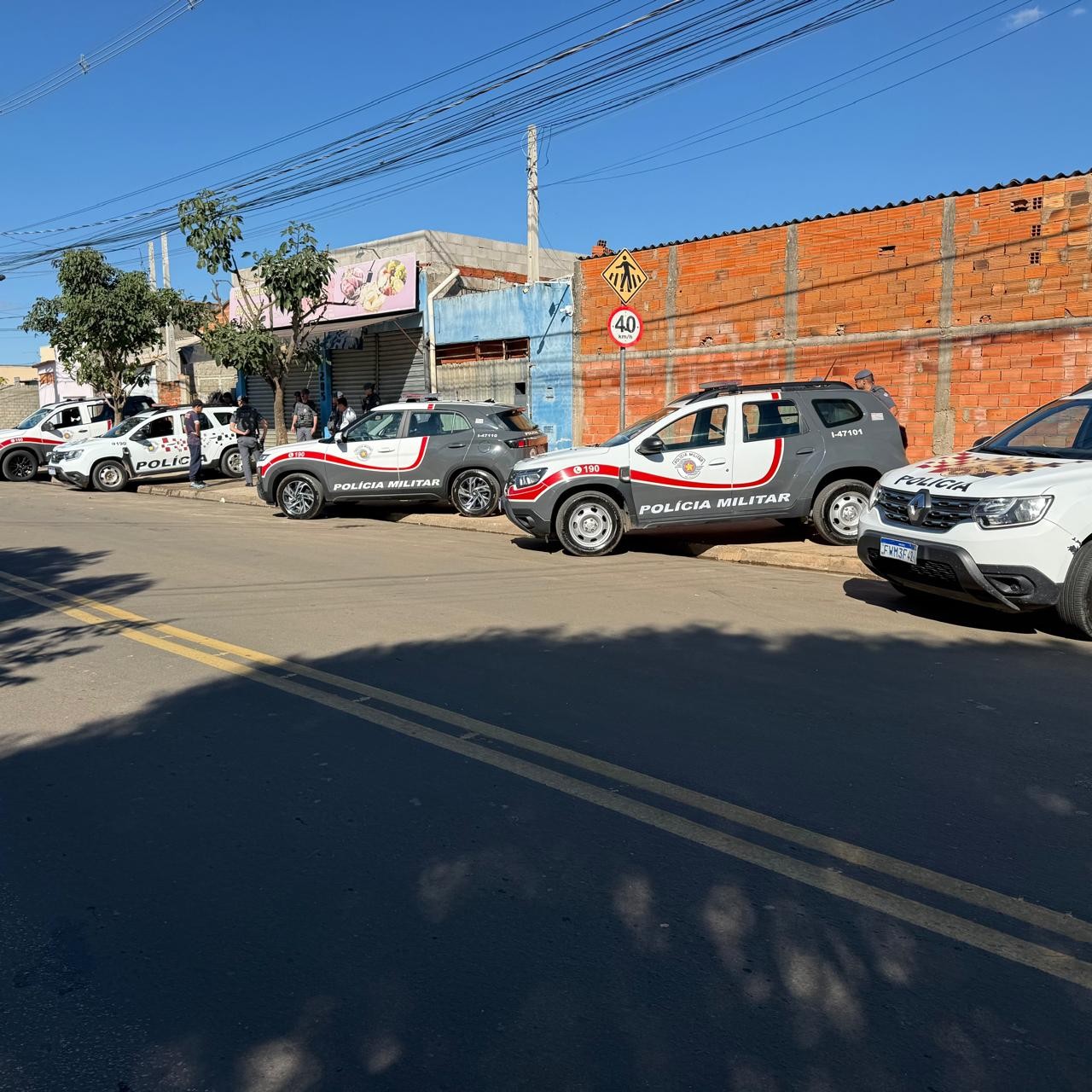 Dois homens são baleados dentro de mercado em Campinas, diz PM