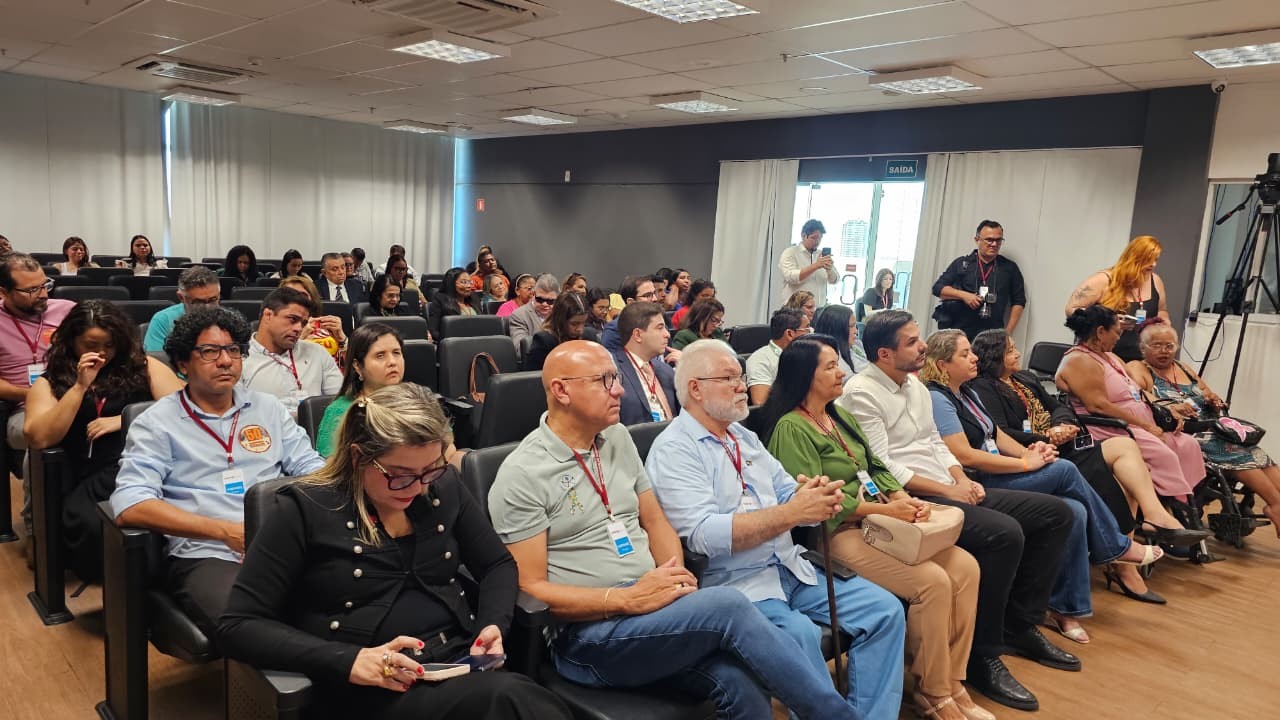 Candidatos ao governo do PI assinam carta-compromisso pelos direitos da pessoa com deficiência