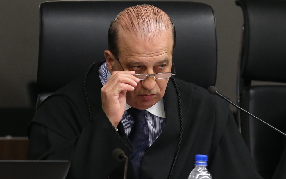 Ministro Augusto Nardes, do TCU, mediou acordo entre governo e parlamentares para liberação de pagamentos do Pé-de-Meia — Foto: André Dusek/Estadão Conteúdo