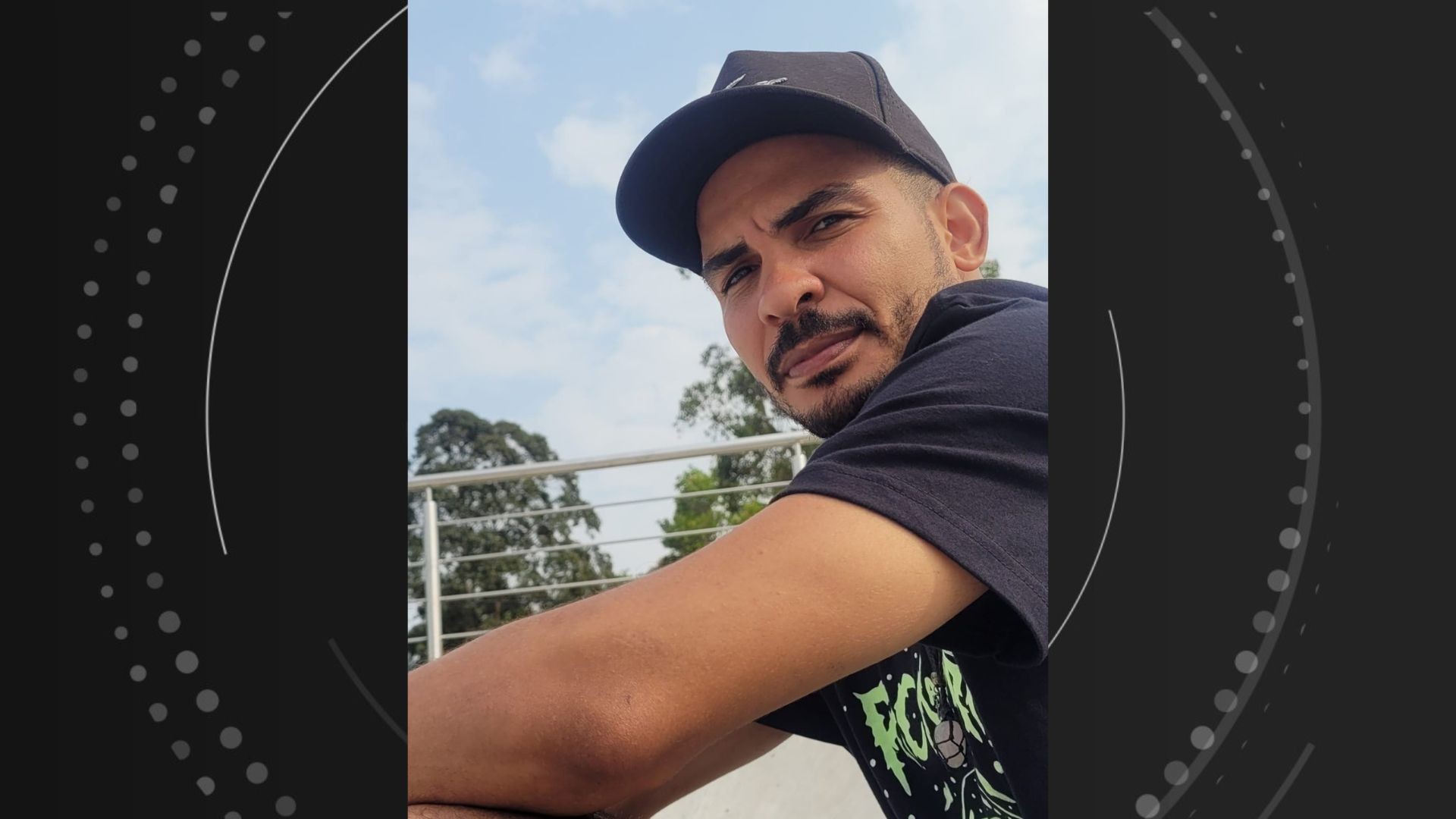 VÍDEO: motociclista de app morre ao ser arremessado em acidente com carro no ES