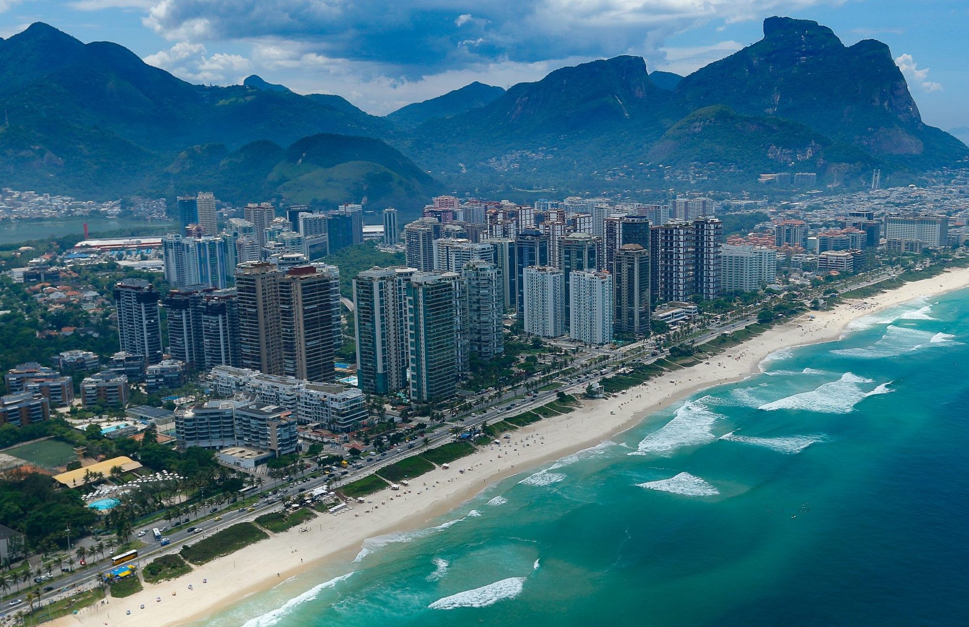 Veranico com praias limpas: fim de semana de sol e calor tem quase toda a orla do Rio própria ao banho