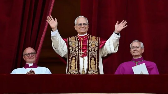 Continuidade, com estilo próprio: o que esperar de Leão 14 - Como cada papa influenciou rumos do catolicismo frente à modernidade e qual será o papel de Leão 14? Especialistas apontam para avanços, retrocessos e disputas simbólicas internas.