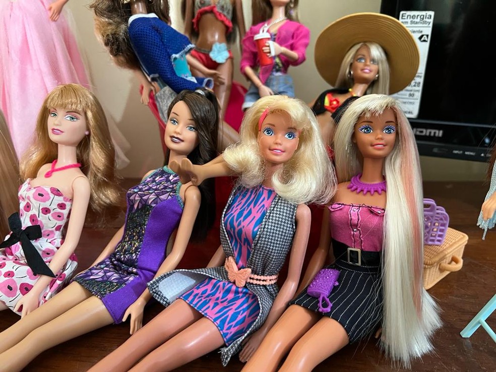 Tem uma Barbie em casa? Bonecas antigas valorizam e podem valer fortuna