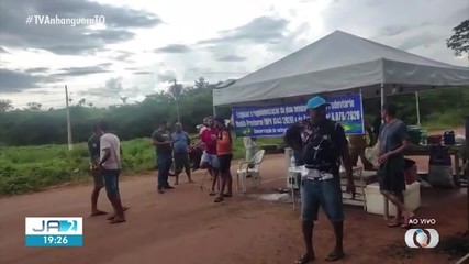 Protesto por valor do frete leva caminhoneiros a interditar entrada de indústria na TO-164