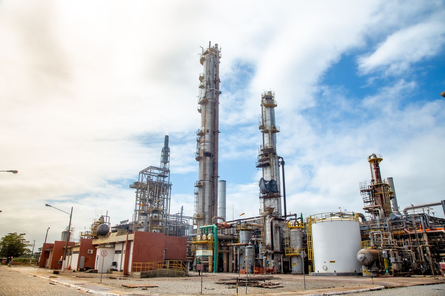 Após Sindipetro afirmar que Fafen tem prejuízo diário de R$ 5 milhões por falta de energia, serviço ainda não foi totalmente normalizado