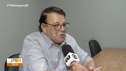 Uso excessivo de celular pode causar prejuízos à saúde de idosos
