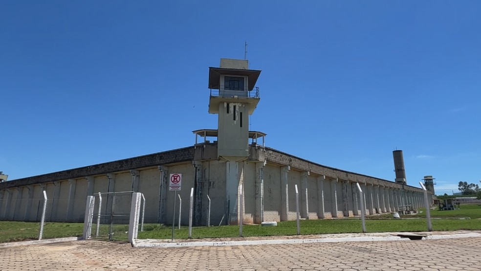 Detento que iniciou incêndio em penitenciária de Marília (SP) estava em cela especial por indisciplina — Foto: Reprodução/TV TEM