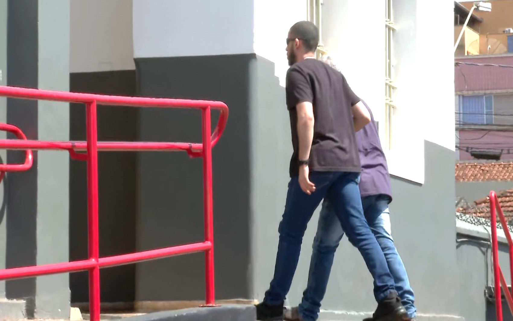 Funcionário desviou mercadorias de empresa após identificar falha no sistema, diz polícia