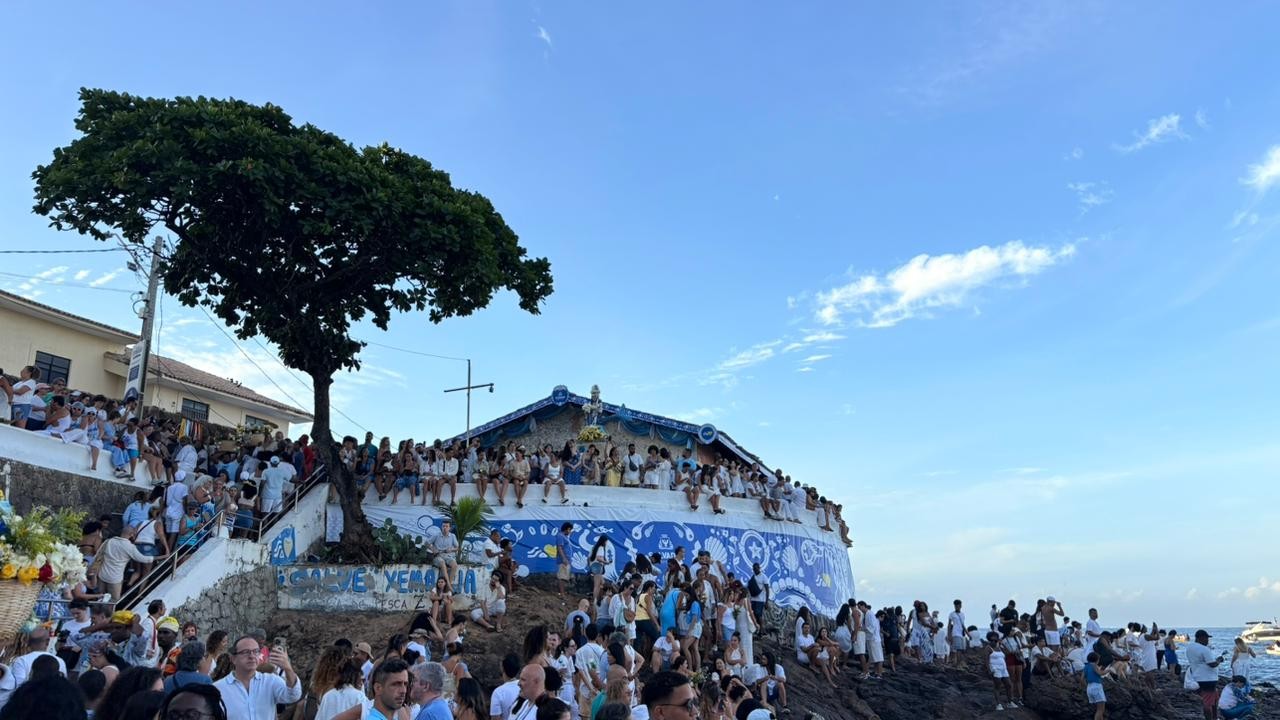 Festejos de Iemanj&aacute; &mdash; Foto: Camila Oliveira/ TV Bahia