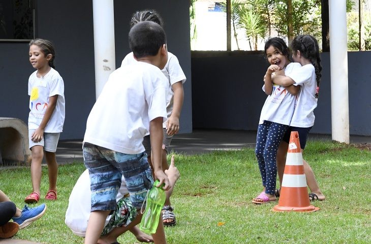 Contribuintes do IR podem dedicar parte do imposto para crianças e idosos em MS; veja como doar