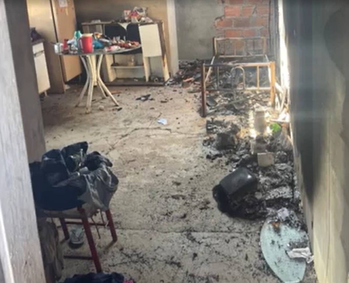 Homem é preso suspeito de agredir ex-companheira e atear fogo na casa dela no sudoeste da Bahia 