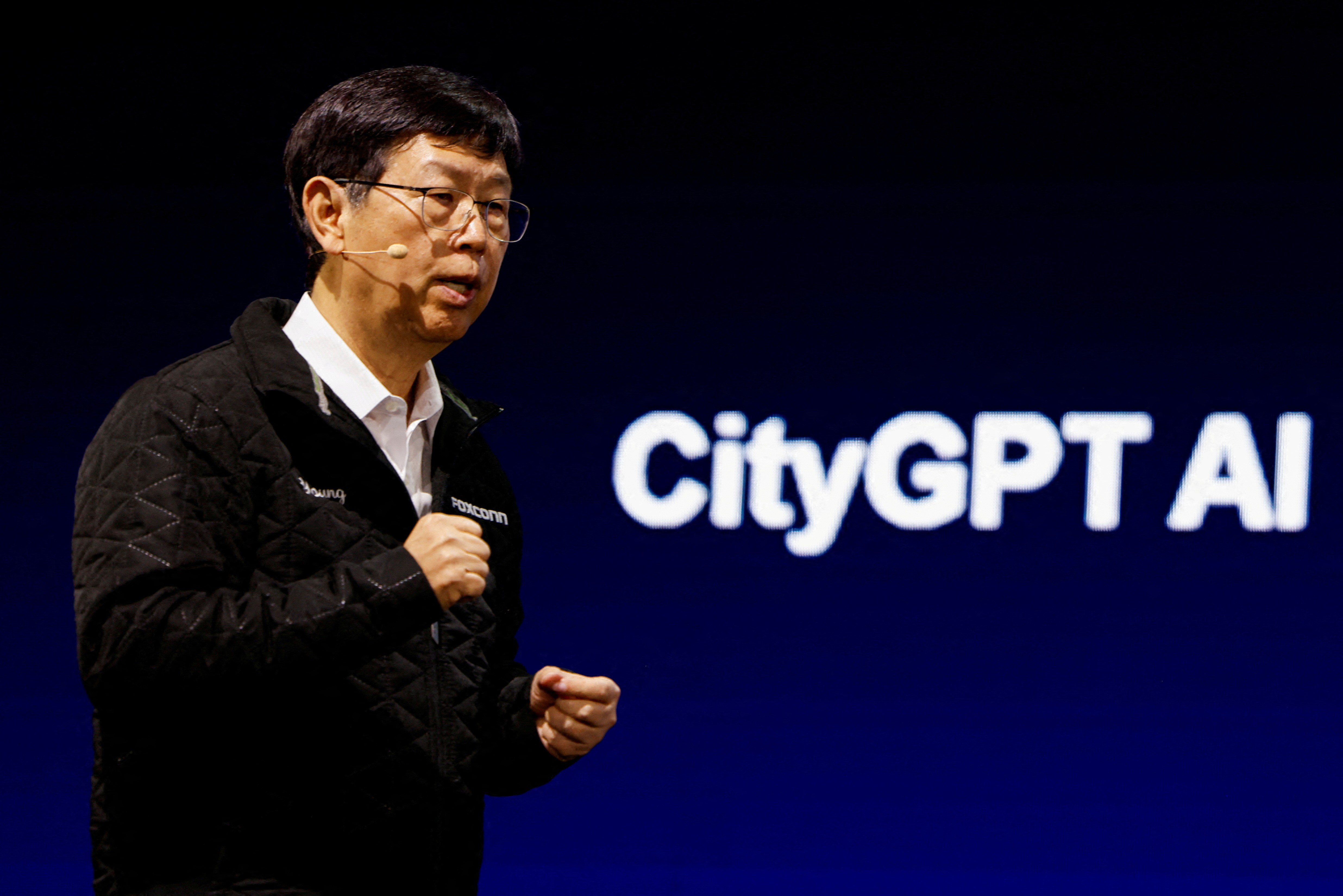 Virada histórica: Foxconn, maior fabricante de iPhones, fatura mais com IA do que com smartphones pela 1ª vez