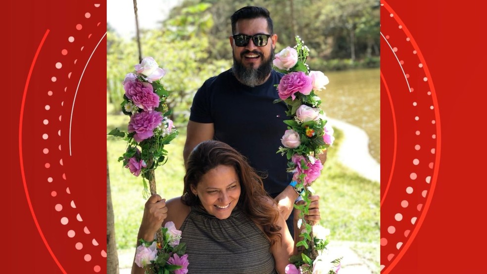 Casal tem relação saudável, diz esposo. Professora faz fotos e vídeos para plataformas de conteúdo adulto. — Foto: Arquivo pessoal