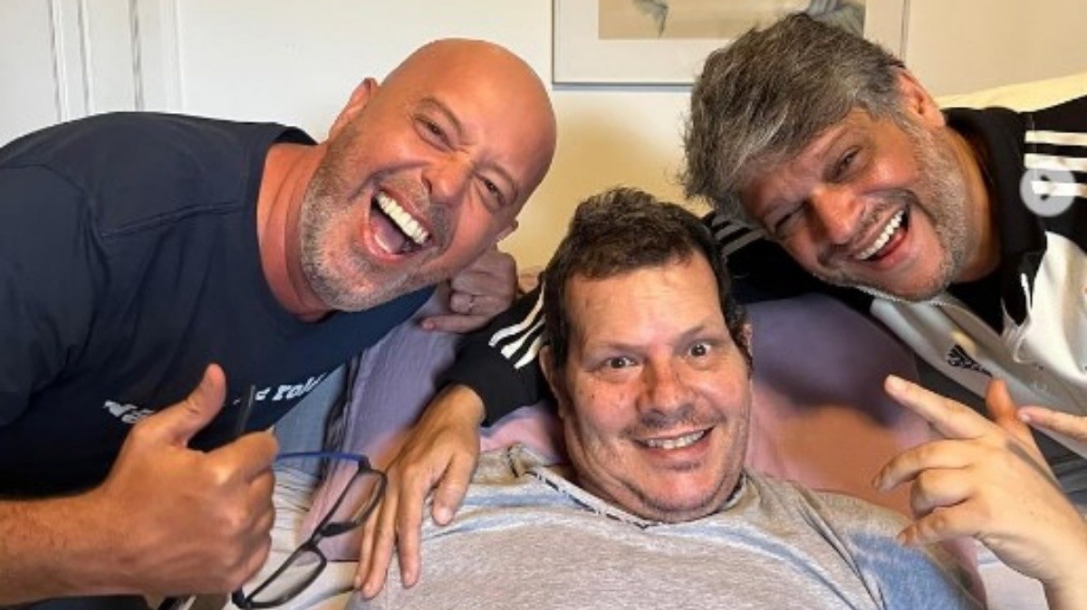 Alex Escobar posta recuperação de Toni Platão após AVC: 'Forte, determinado e vai ficar bem'