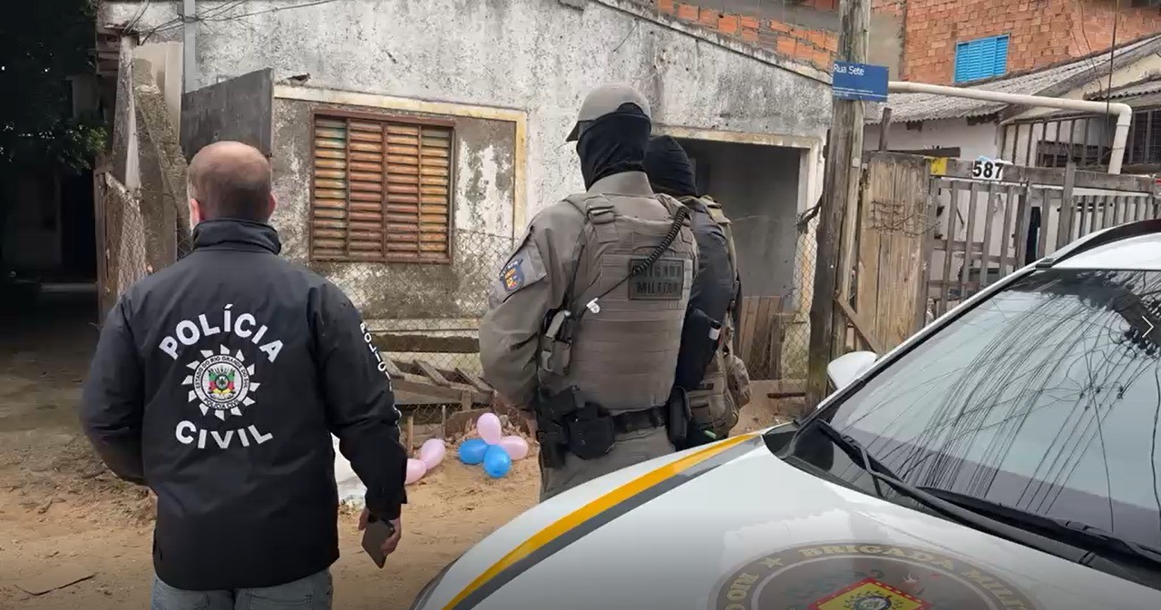 Neto chama a polícia e confessa ter matado a avó em Porto Alegre