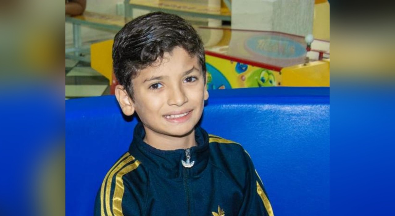 Pai diz que adolescente que morreu após 18h de espera chegou sangrando e agonizando em UPA: 'Disseram que era normal' 