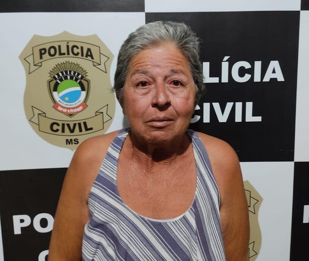 Aparecida Graciano de Souza confessou o crime e foi presa em flagrante — Foto: Polícia Civil 