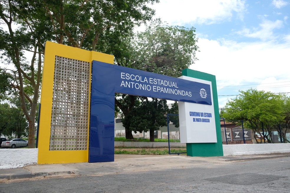 Escola Estadual Antônio Epaminondas, no Bairro Lixeira, em Cuiabá. — Foto: Reprodução