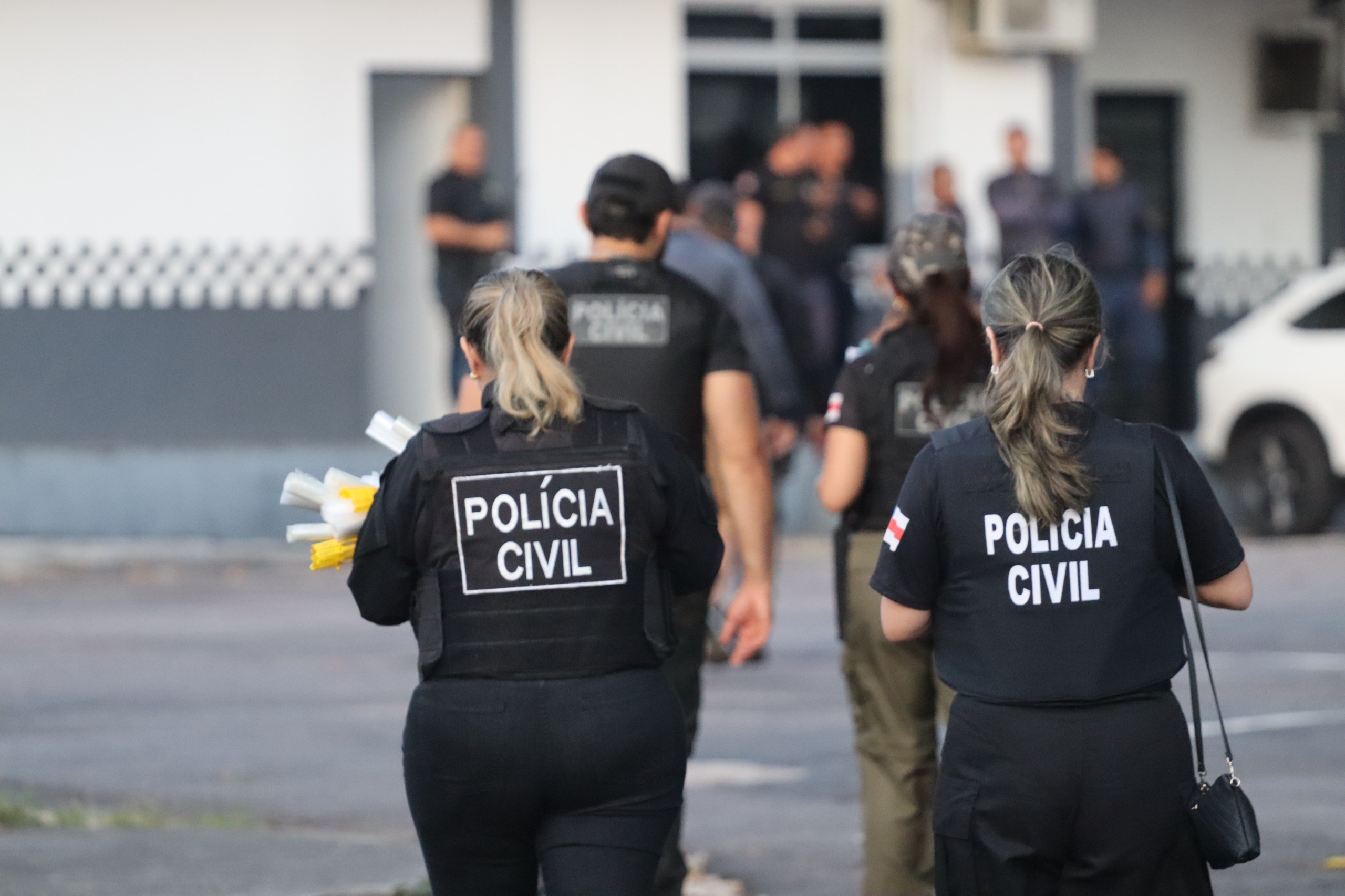 Duas pessoas são presas e buscas são realizadas em operação contra lavagem de dinheiro no Amazonas