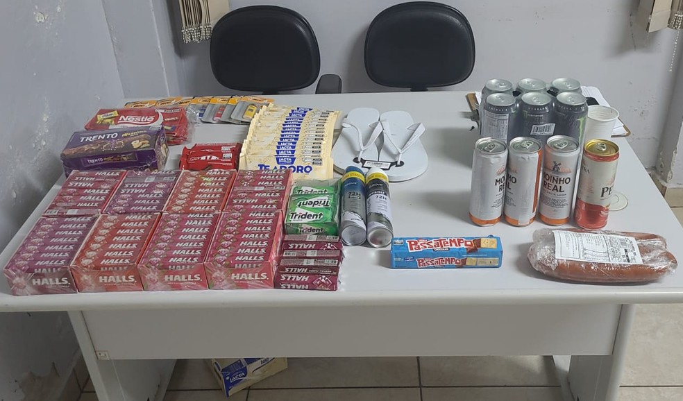 Homem foi preso ao furtar supermercado no Centro, em Presidente Prudente (SP) — Foto: Polícia Civil