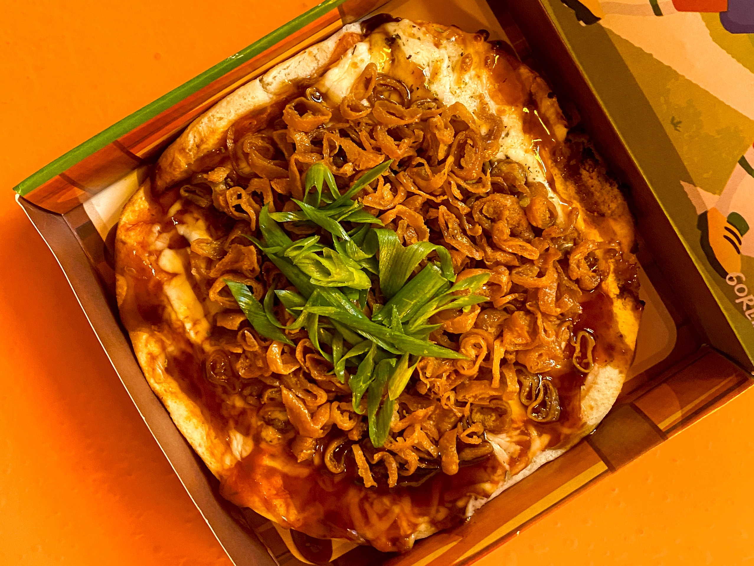 Pastel de mungunzá, pizza de tripa e bebida que causa dormência na boca: conheça comidas inusitadas do São João 2026 de Campina Grande