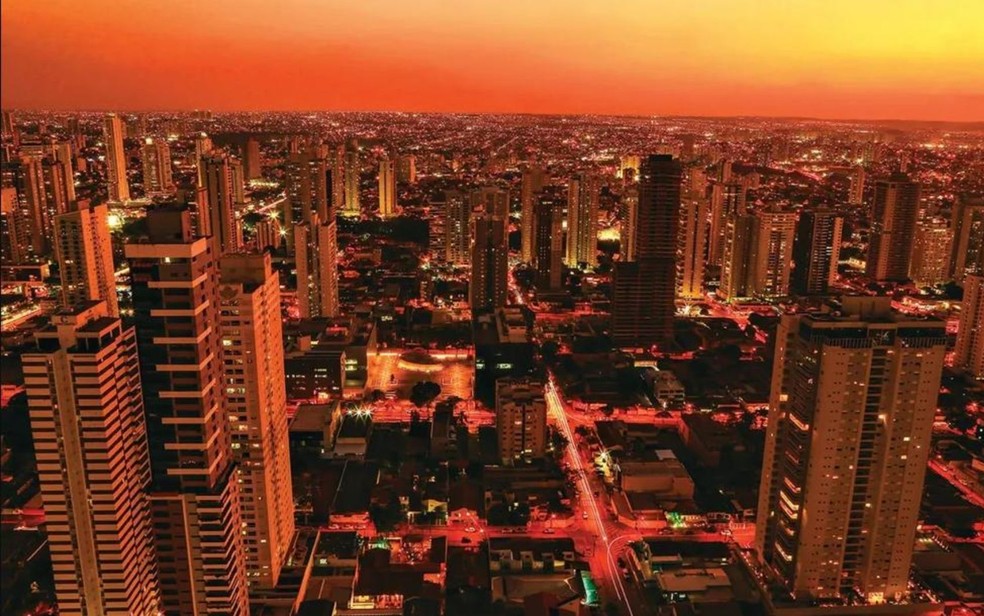 Por do sol em Goiânia, Goiás — Foto: Wesley Costa/O Popular