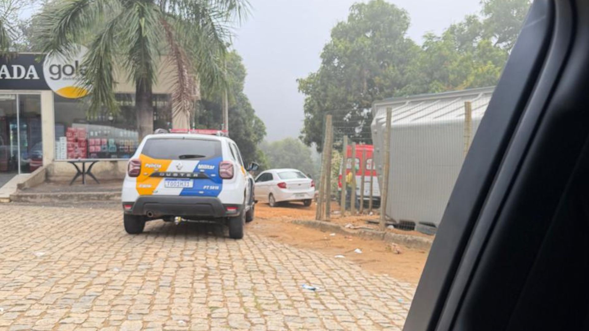 Homem é atingido com bloco de concreto no pescoço em tentativa de homicídio em Colatina