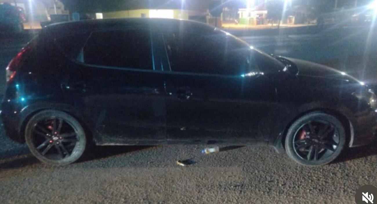 Homem acorda trancado em casa após festa e descobre furto de carro em Unaí