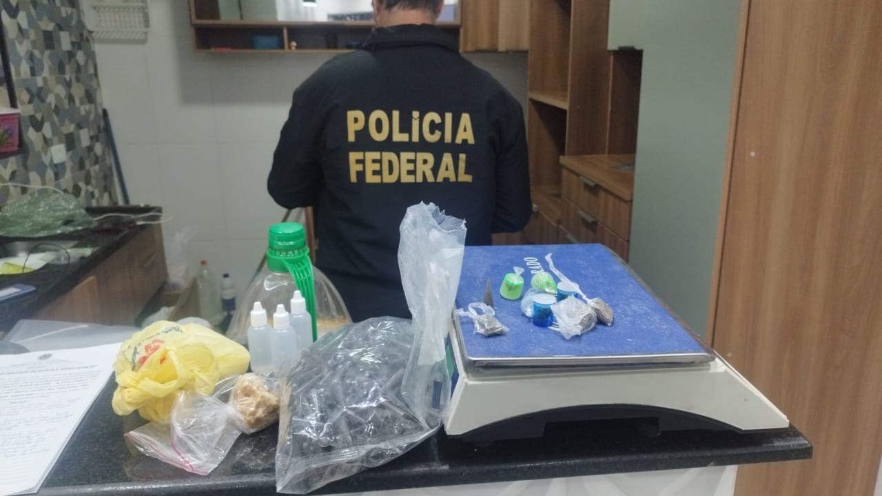 PF prende trio de quadrilha suspeita de  operar rota de tráfico entre SP e RJ pela Dutra