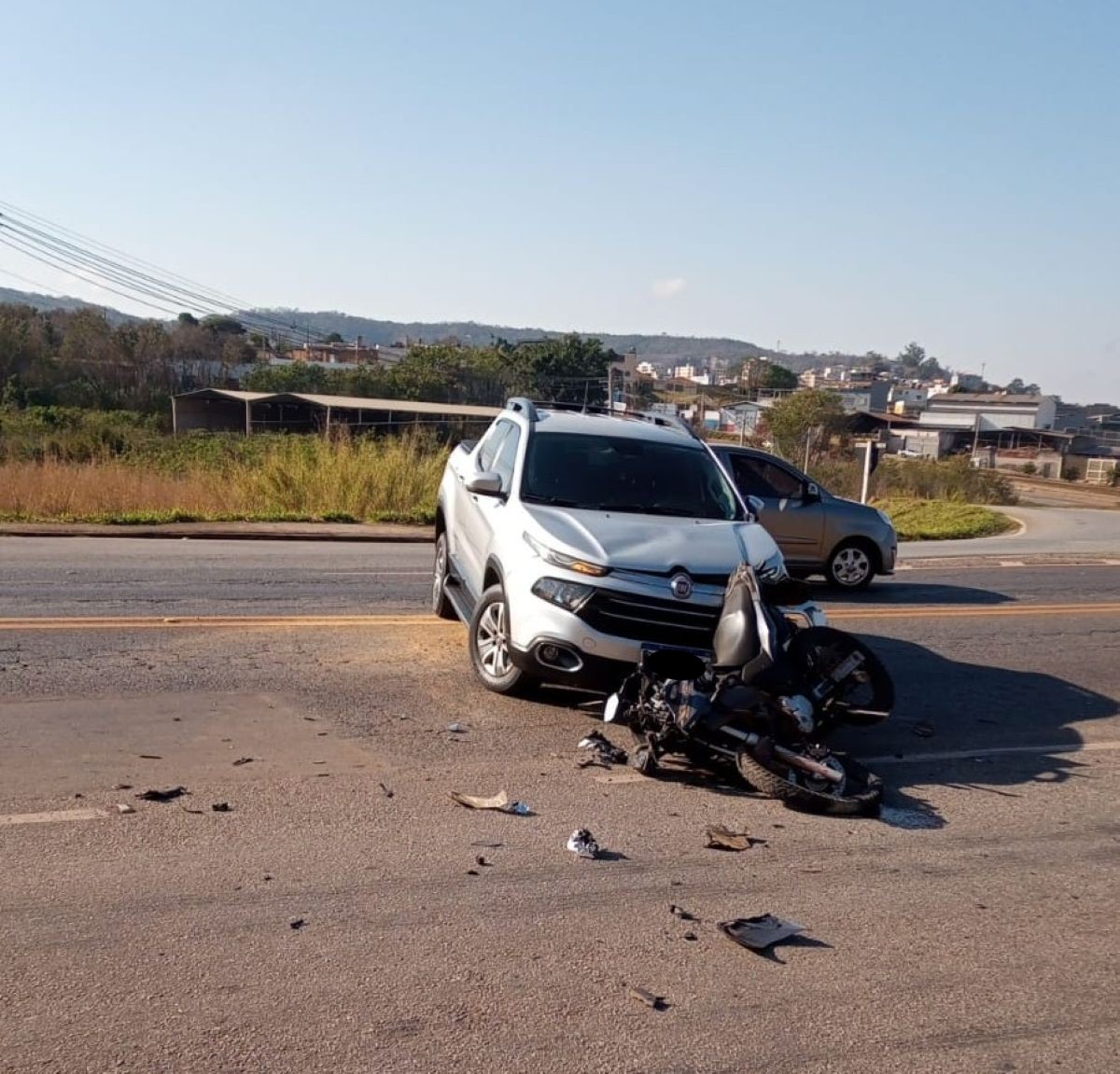 Motorista tem mal súbito ao volante e causa grave acidente na MG-431