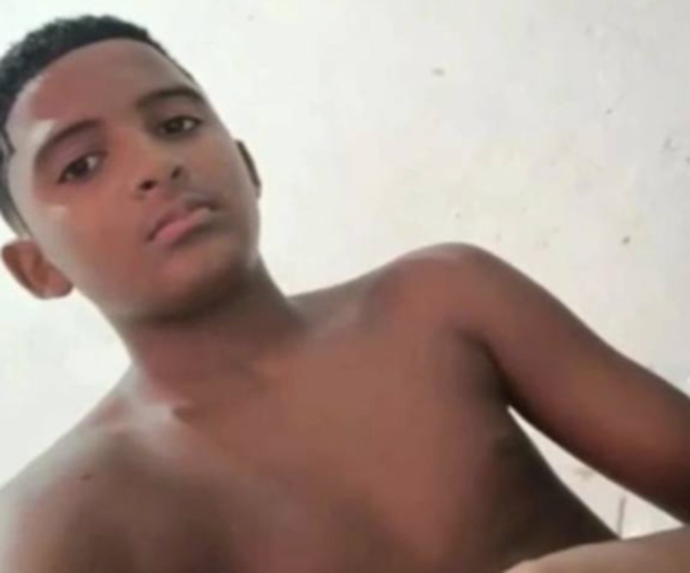 Deivson Rocha Dantas morreu após ser mordido por tubarão em Olinda — Foto: Reprodução/Instagram