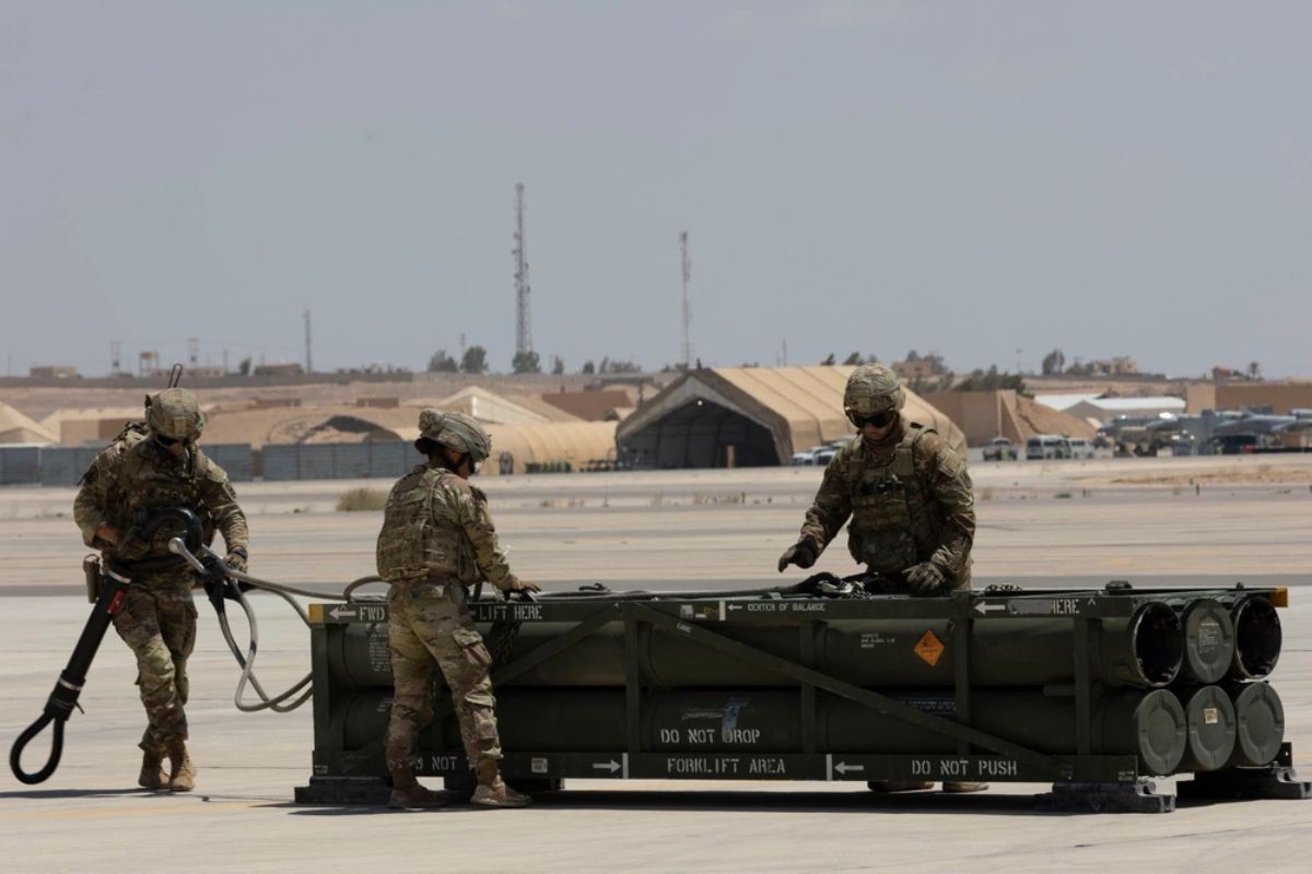Irã ataca base aérea dos EUA na Jordânia e diz que matou soldados e destruiu jatos F-35