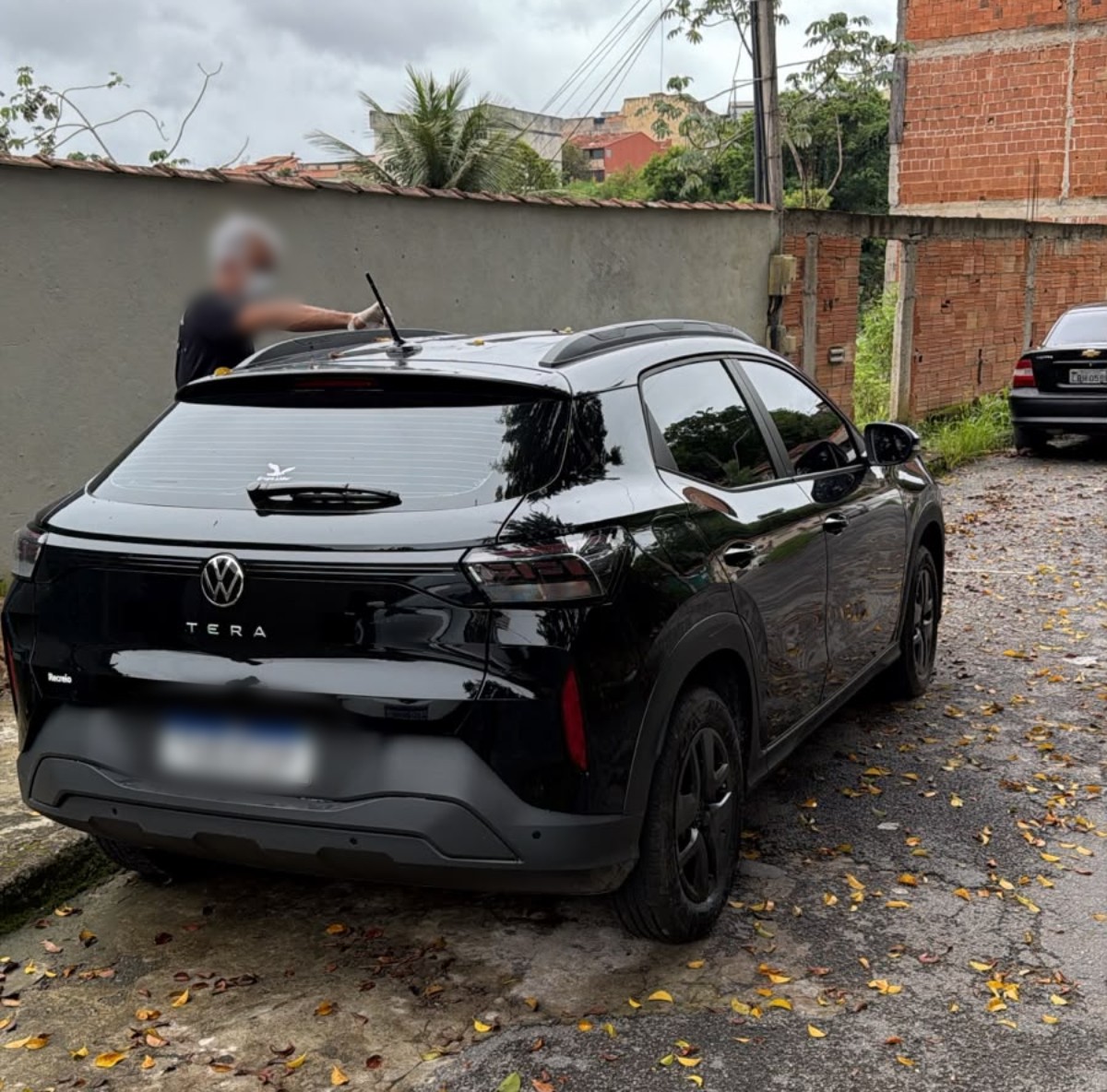 Mais de 40 criminosos usaram roupas táticas falsas em ataque armado na Vila Brasília, revela Polícia Civil