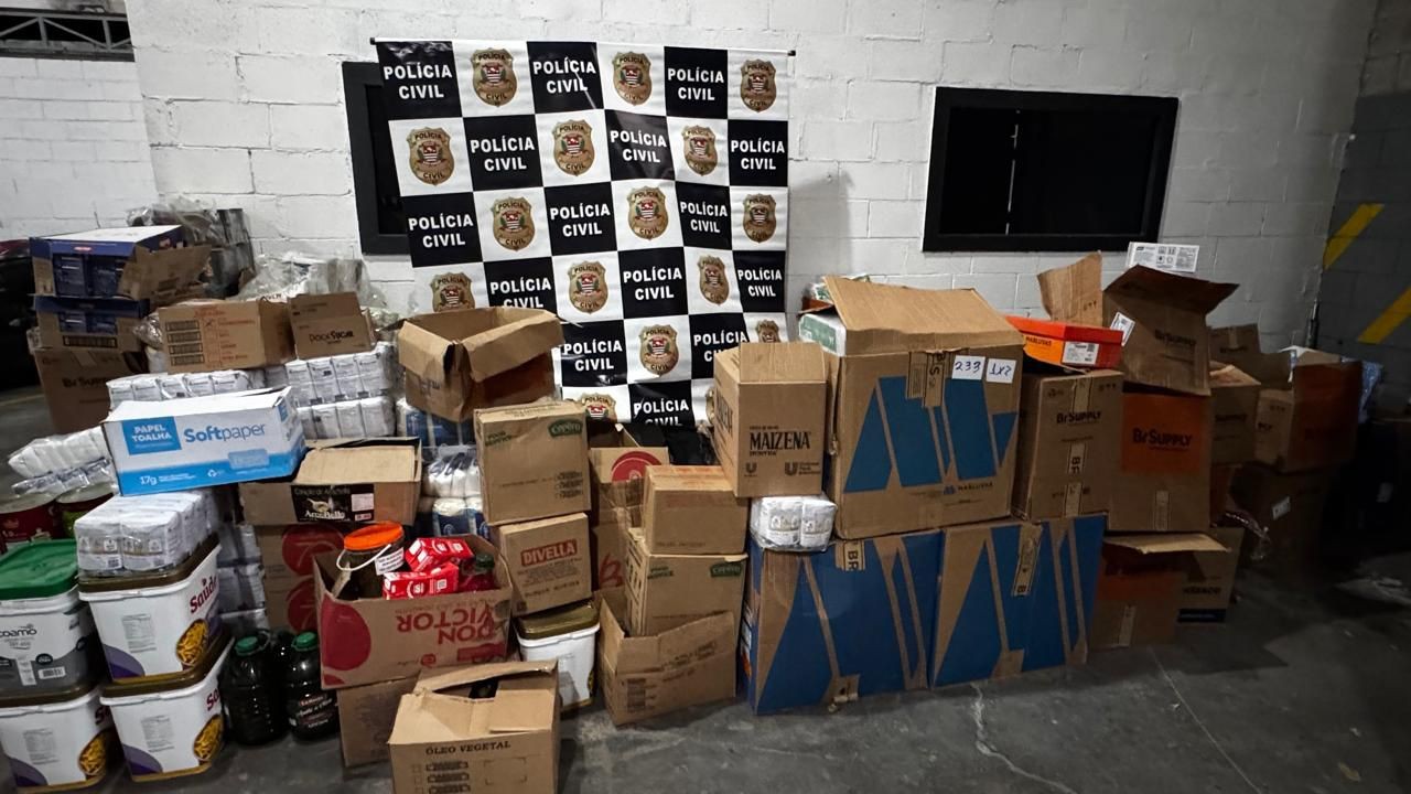 Polícia resgata motorista sequestrado e recupera carga de alimentos de R$ 16 mil em SP