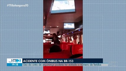 Doze pacientes que sobreviveram a tombamento de ônibus seguem internados