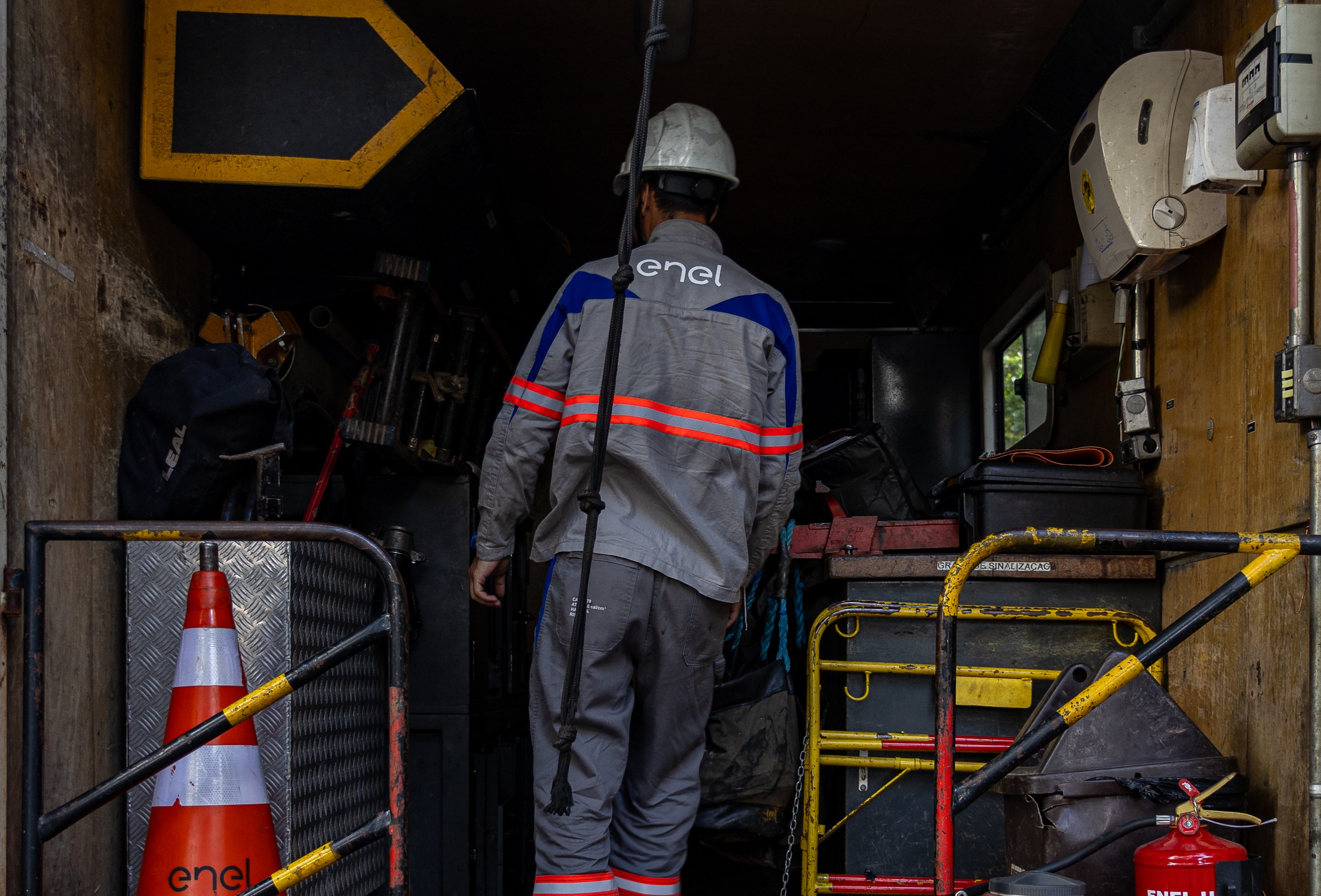 Diretora da Enel culpa calor por quedas de energia da semana e diz não saber quem desconectou a rede em SP