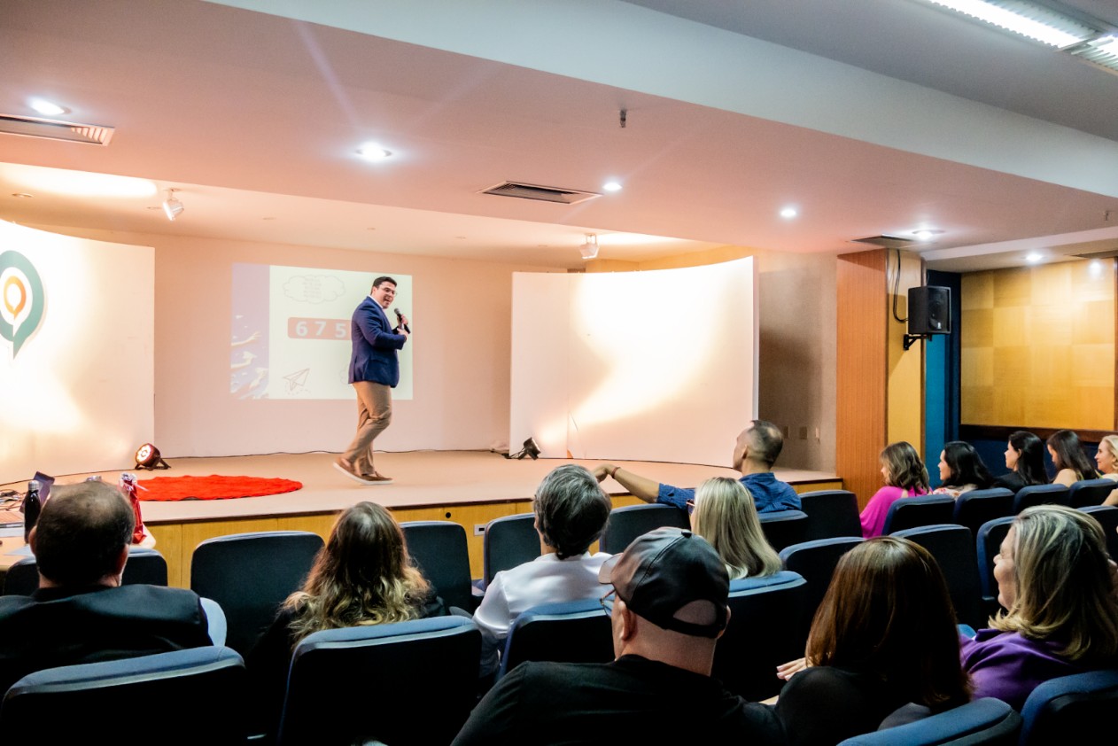 Autônomos e freelancers: como a comunicação impacta vendas e parcerias