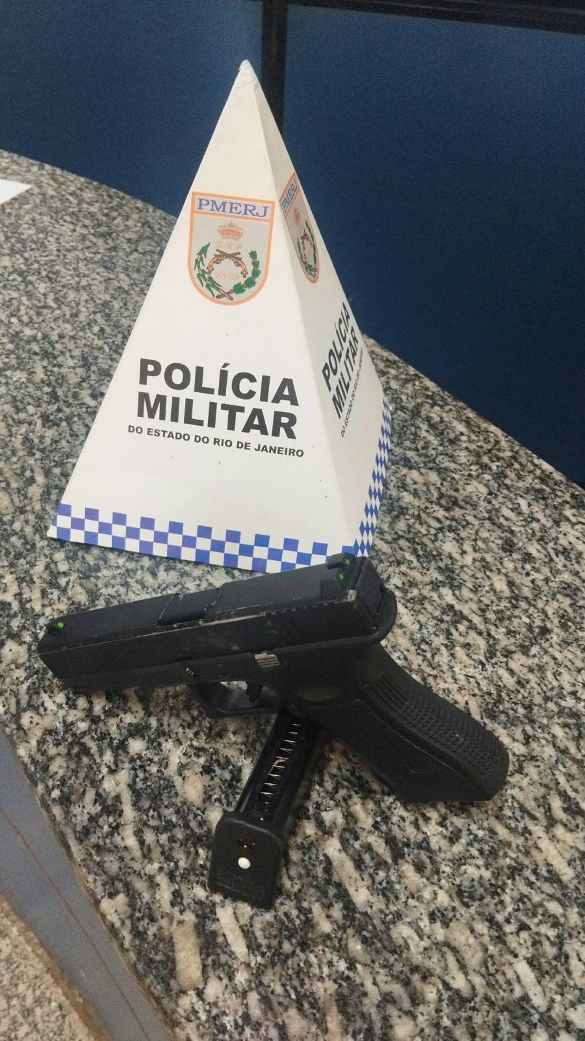 Arma é apreendida em Barra do Piraí