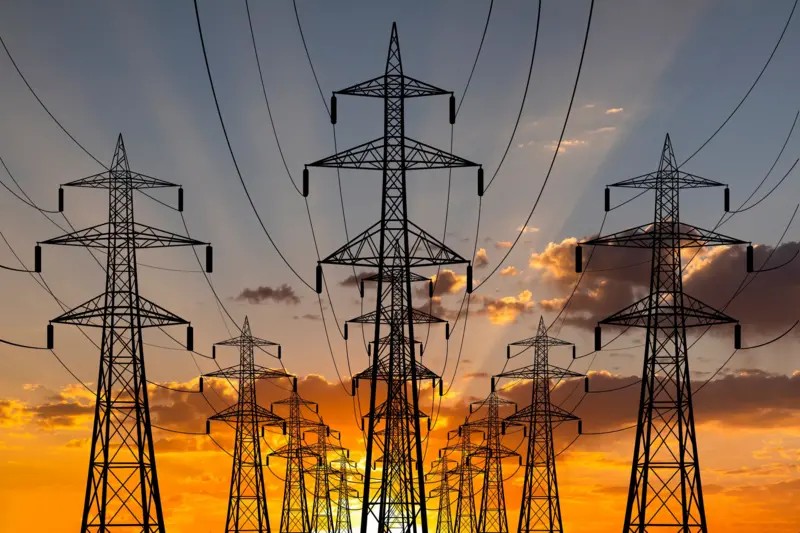 Lá Vem o Enem: resolva questões de física sobre energia e potência