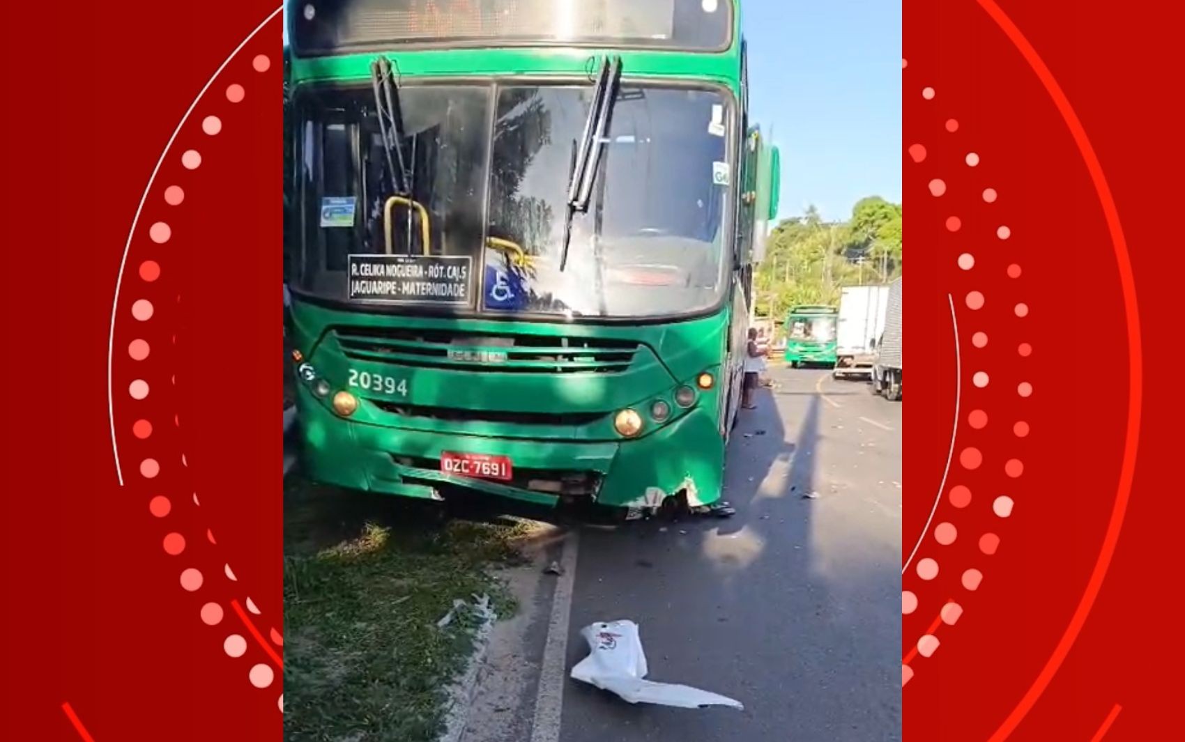 Motociclista morre após bater de frente com ônibus em Salvador 