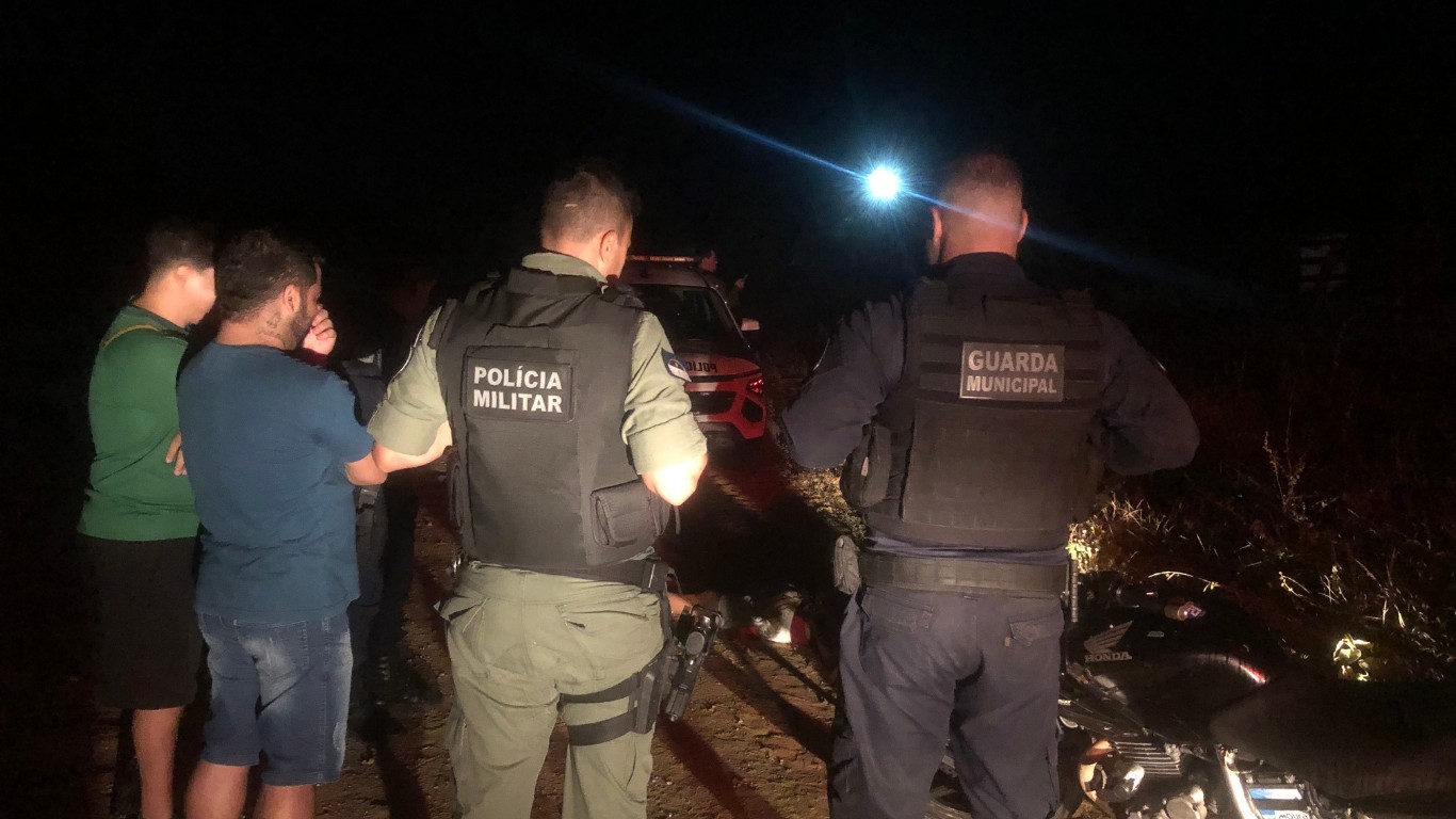 Colisão entre motos deixa dois jovens mortos em Jataúba