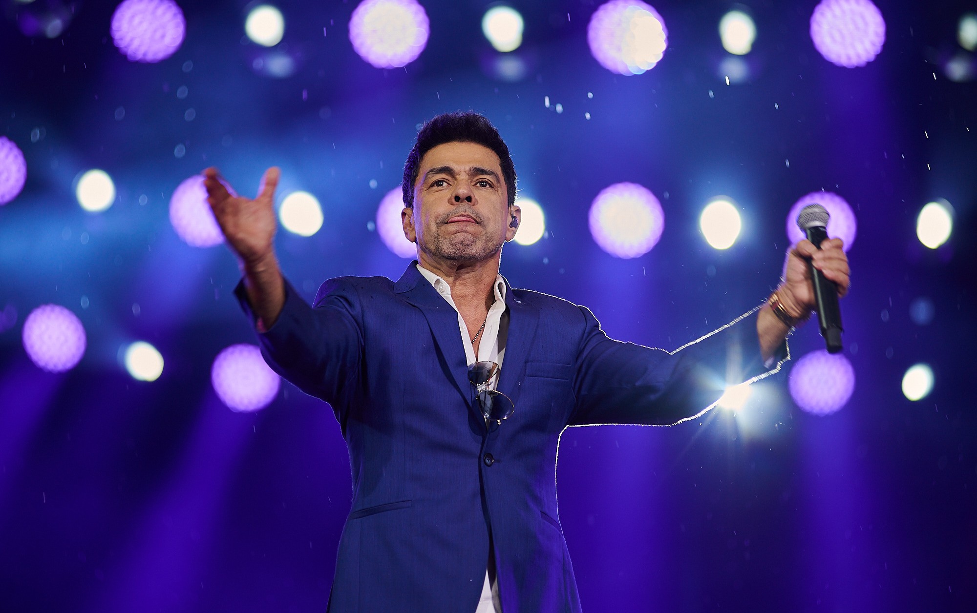 Show de Zezé Di Camargo com cachê de R$ 500 mil no Sertão de PE é cancelado