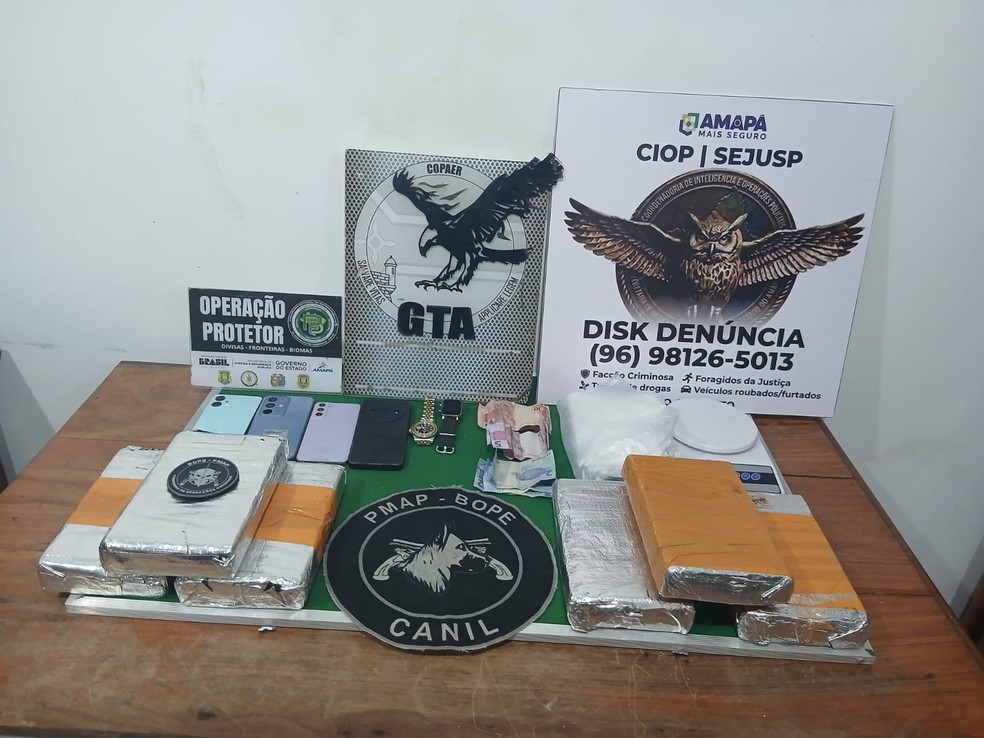 Polícia apreende 6 kg de cocaína em embarcação que saiu de Belém para o Amapá — Foto: Divulgação/GTA