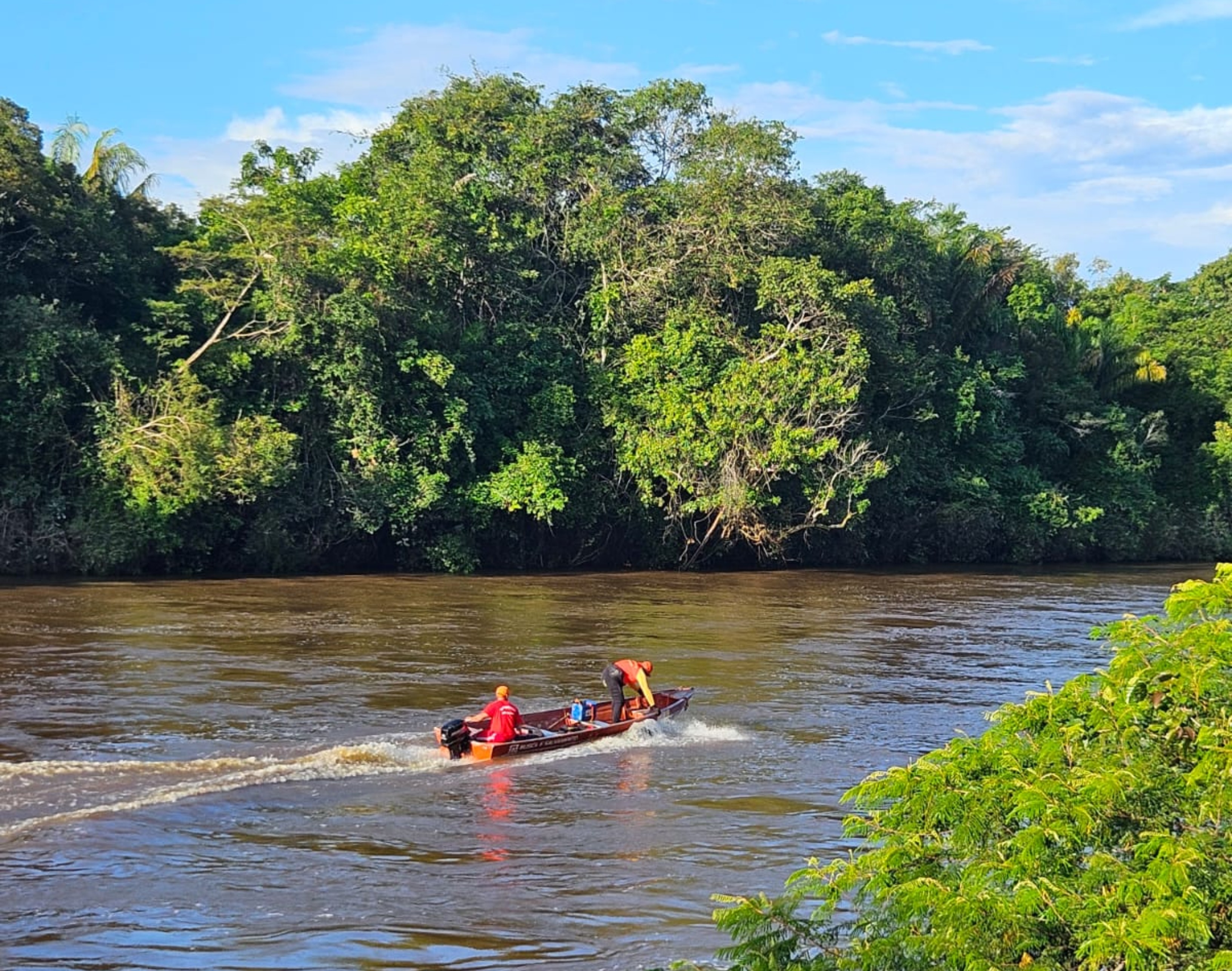 Corpo de idoso que desapareceu após canoa naufragar em São Luiz é encontrado 