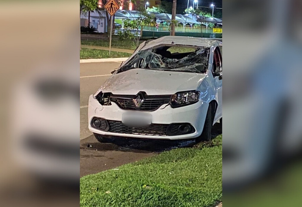 Jovem de 19 anos morre após capotar carro em avenida de Palmas