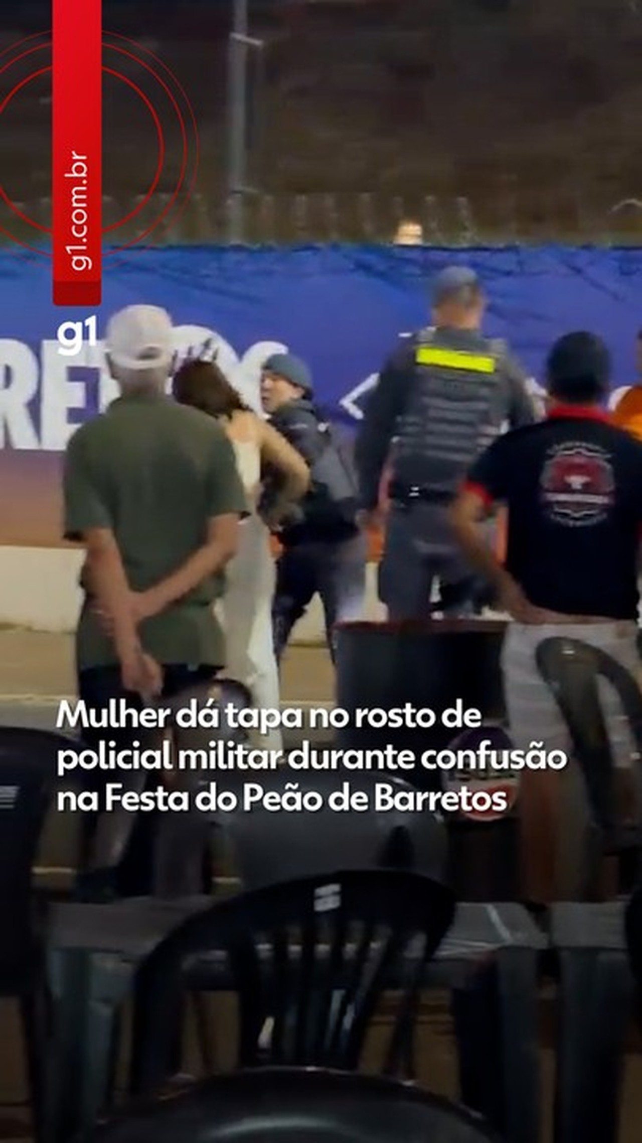 Mulher dá tapa no rosto de policial militar durante confusão na Festa do Peão de Barretos